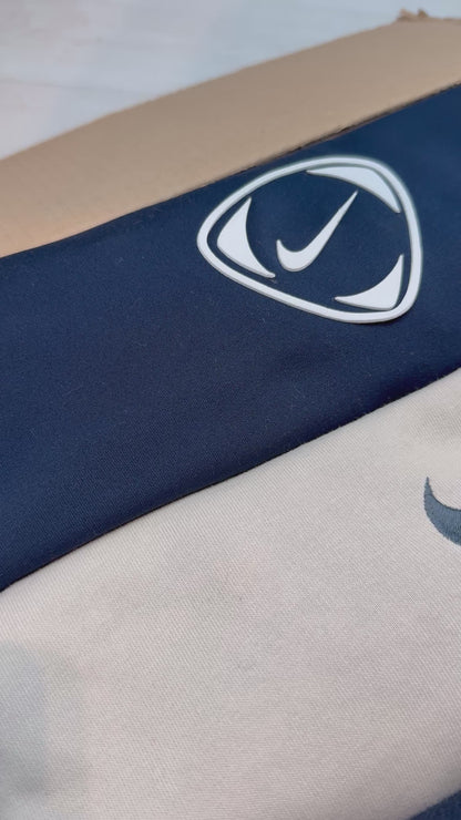 Premium Vintage Nike Only Box – 10 Stuks